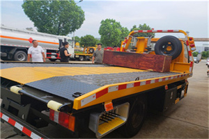 罗源附近拖车电话号码服务